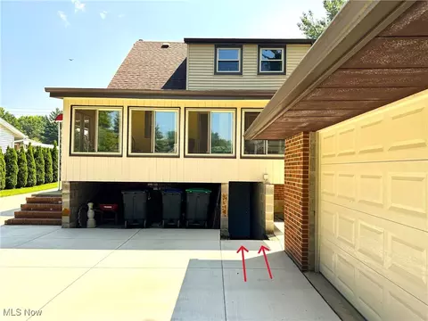 4099 Chestnut Rd, Independence, OH 44131 photo 5