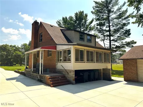 4099 Chestnut Rd, Independence, OH 44131 photo 3