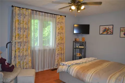 36145 Bainbridge Rd, Solon, OH 44139 photo 36