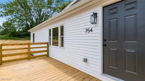754 3rd St, Philo, OH 43771 photo 38