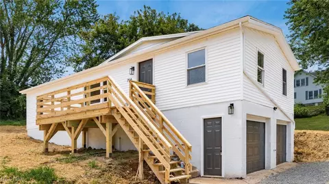 754 3rd St, Philo, OH 43771