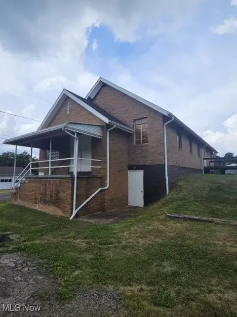 120 Woodbine St, East Liverpool, OH 43920