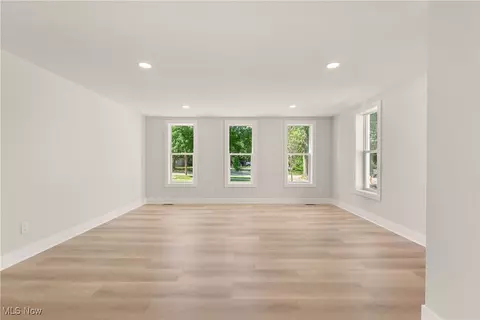 Living - 146 E College St, Oberlin, OH 44074 photo 8 of 11