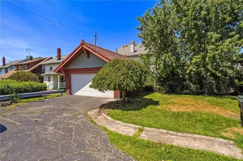 723 Broad Ave NW, Canton, OH 44708 photo 46