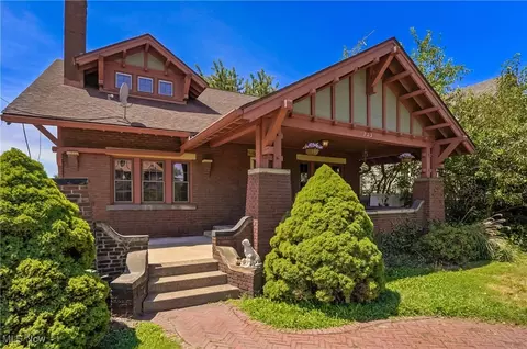 723 Broad Ave NW, Canton, OH 44708 photo 2