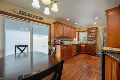 4626 Aurora St NW, Canton, OH 44708 photo 12