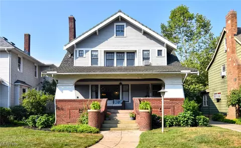 17930 Rosecliff Rd, Cleveland, OH 44119