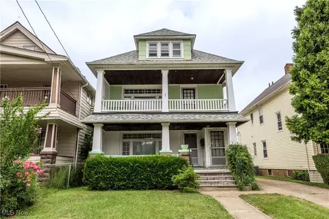 10212 Champion Ave, Cleveland, OH 44111