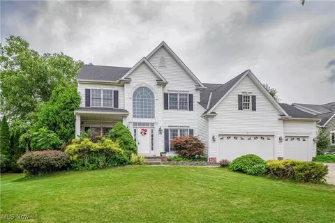 3359 Churchill Downs, Stow, OH 44224