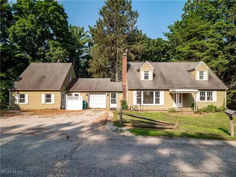 9150 Florence Rd, Kirtland, OH 44094