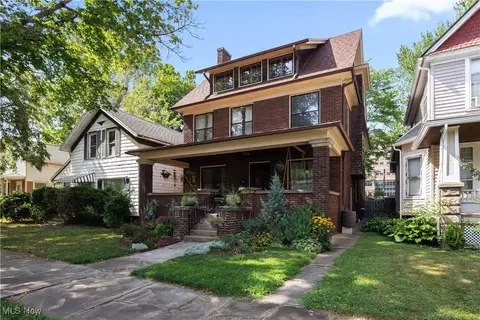 333 4th St, Elyria, OH 44035
