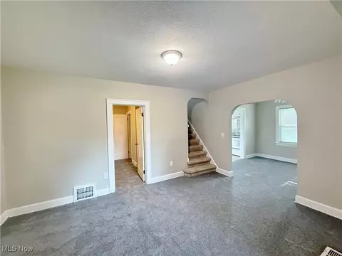 2373 Copley Rd, Akron, OH 44321 photo 8