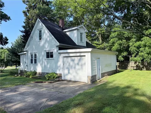 2373 Copley Rd, Akron, OH 44321 photo 3