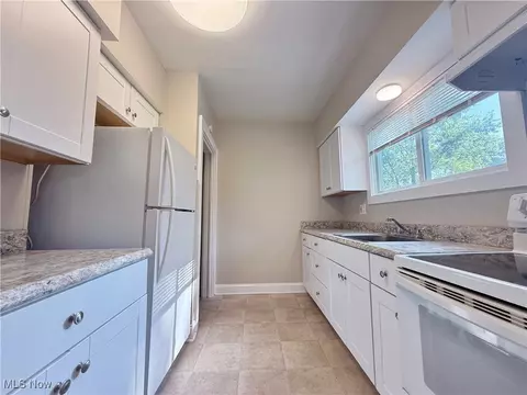 2373 Copley Rd, Akron, OH 44321 photo 11