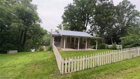 3130 S State Route 266, Stockport, OH 43787