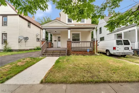 3147 W 84th St, Cleveland, OH 44102