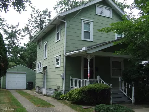 2218 SW 17th St, Akron, OH 44314