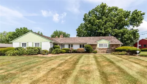 24335 Fairmount Blvd, Beachwood, OH 44122