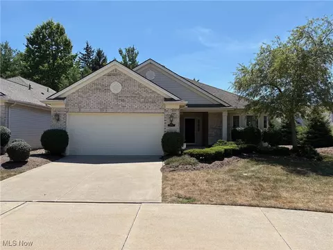 21369 Greenfield Pl, Strongsville, OH 44149