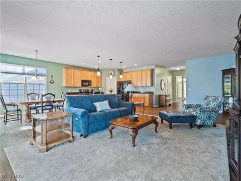 3831 Heron Dr, Lorain, OH 44053 photo 11