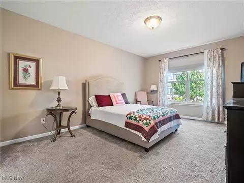 3831 Heron Dr, Lorain, OH 44053 photo 12