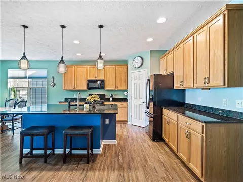 3831 Heron Dr, Lorain, OH 44053 photo 7
