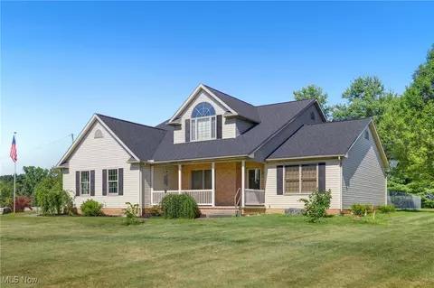 8737 Spruce Ln, Marshallville, OH 44645