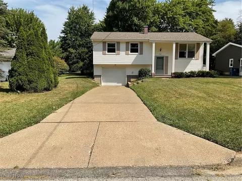 1828 Basil Ave, Youngstown, OH 44514