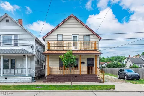2960 Fulton Rd, Cleveland, OH 44113