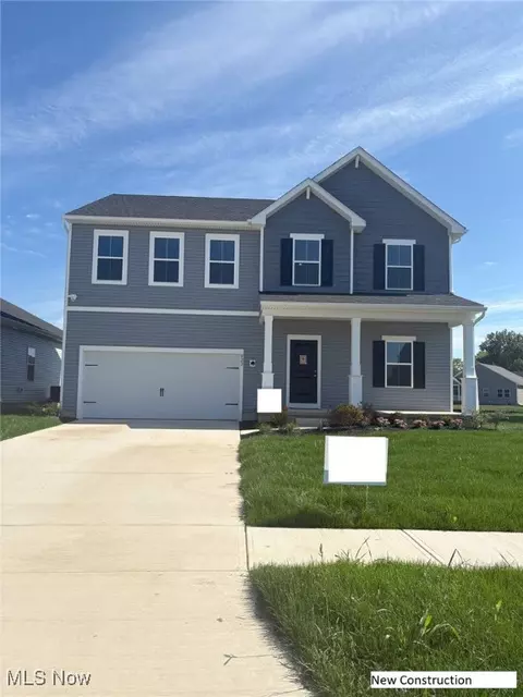 822 Meadow Lake Dr, Elyria, OH 44035