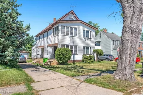 836 E 236th St, Euclid, OH 44123 photo 3