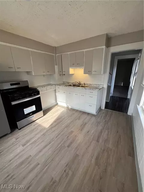 836 E 236th St, Euclid, OH 44123 photo 14