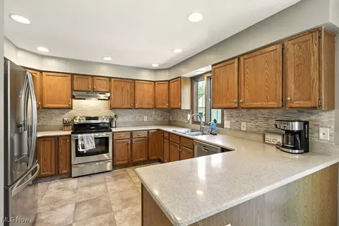 3339 Marsh Rd, Stow, OH 44224 photo 11