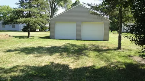 124 Garden St, Creston, OH 44217