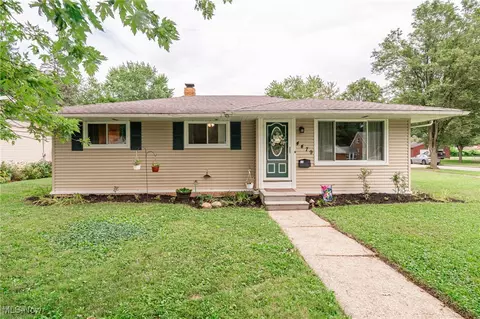 4479 Columbia Rd, North Olmsted, OH 44070