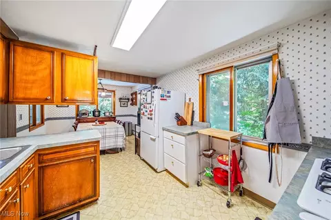 719 Howard Rd, Ashtabula, OH 44004 photo 15