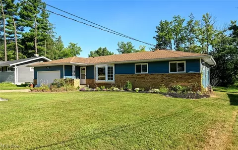 13150 W Sprague Rd, Middleburg Heights, OH 44130