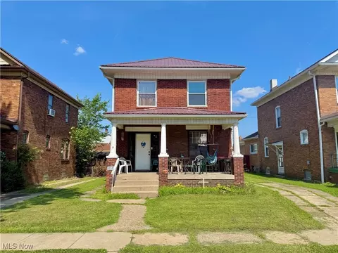 808 Oakmont Ave, Steubenville, OH 43952