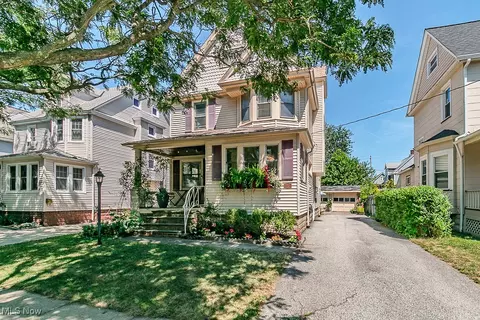 1451 Rockway Ave, Lakewood, OH 44107