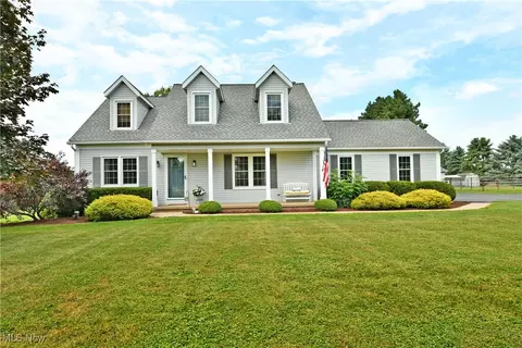 13370 Akron Canfield Rd, North Jackson, OH 44451