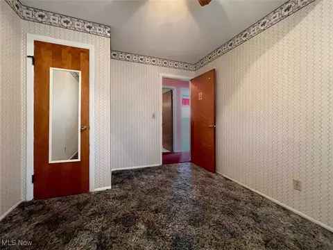 Bedroom - 715 Cornell Ave, Elyria, OH 44035 photo 3 of 7