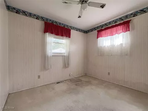 Bedroom - 715 Cornell Ave, Elyria, OH 44035 photo 6 of 7