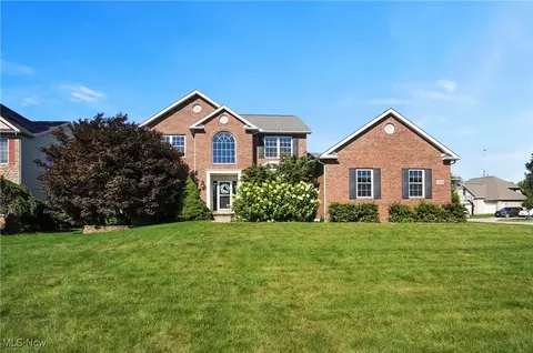5003 Lake Breeze Lndg, Stow, OH 44224