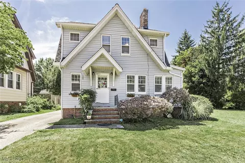 4382 Elmwood Rd, South Euclid, OH 44121