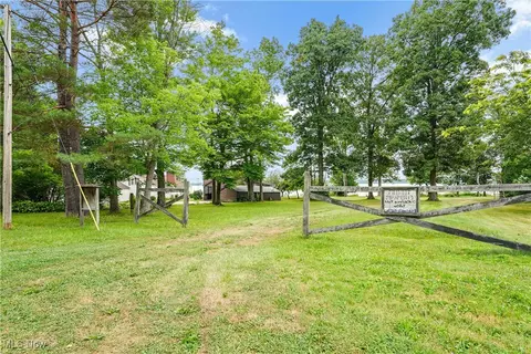 Exterior - 6009 Bole Dr, Andover, OH 44003 photo 3 of 15