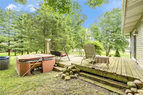 Exterior - 6009 Bole Dr, Andover, OH 44003 photo 7 of 15