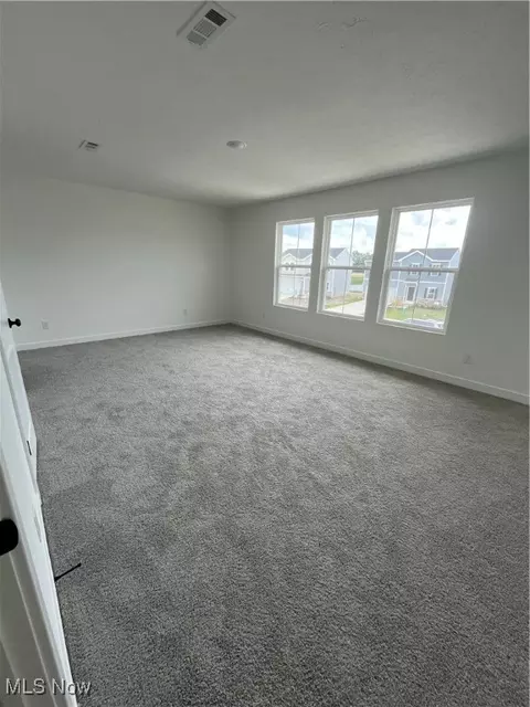 120 Willow Way, Elyria, OH 44035 photo 4