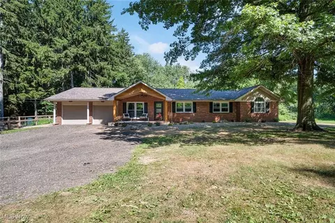 11336 Forty Corners Rd NW, Massillon, OH 44647