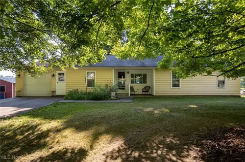 2045 S Medina Line Rd, Wadsworth, OH 44281