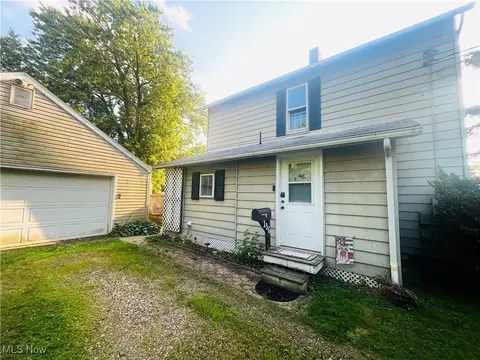 136 Noble St W, East Canton, OH 44730